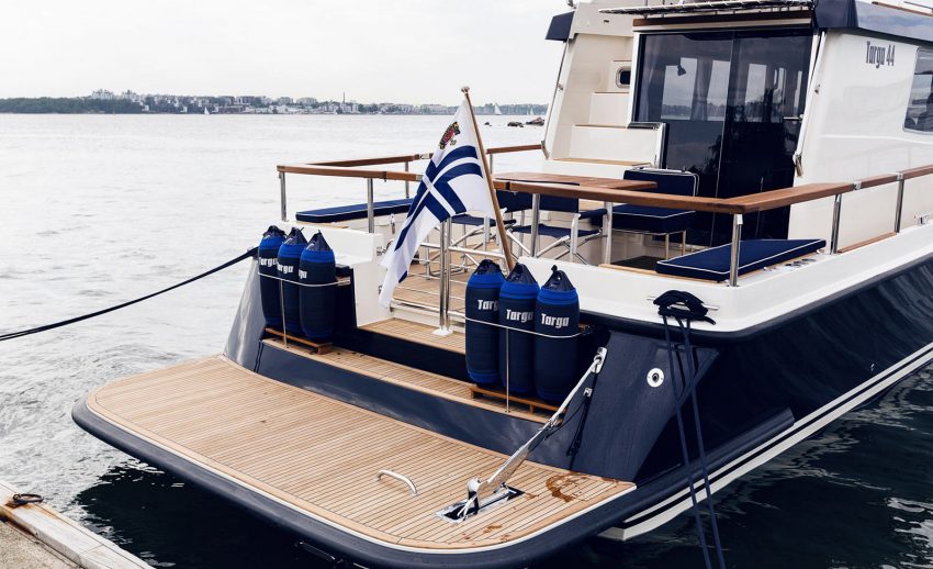 Targa 44