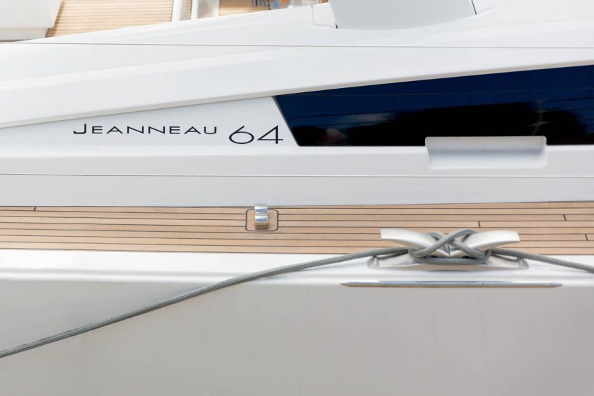 Jeanneau 64