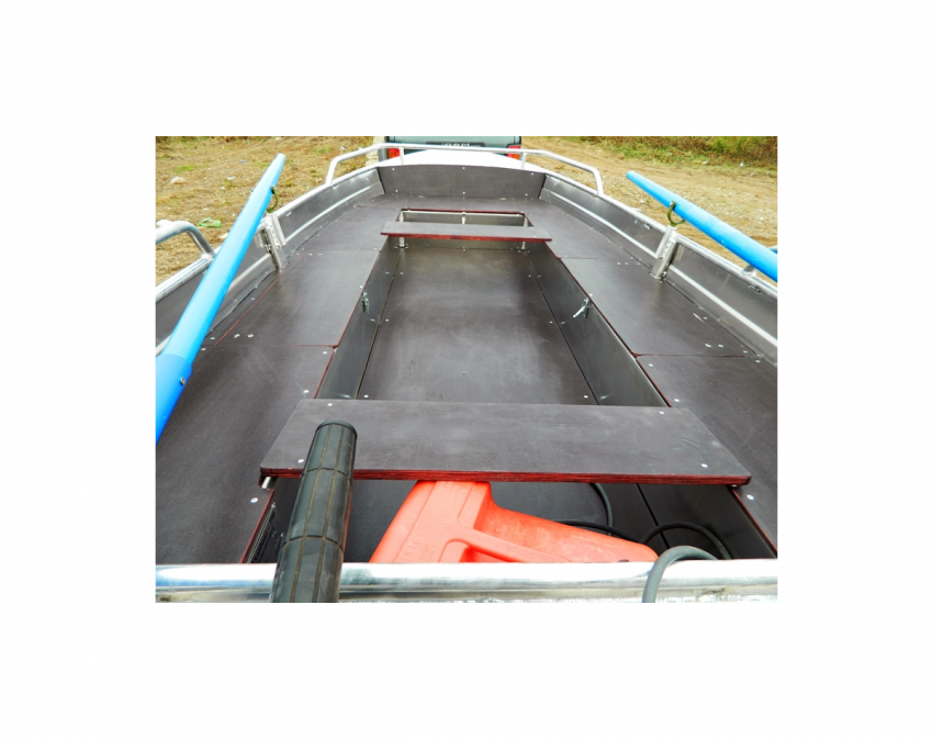 Wyatboat-390 M