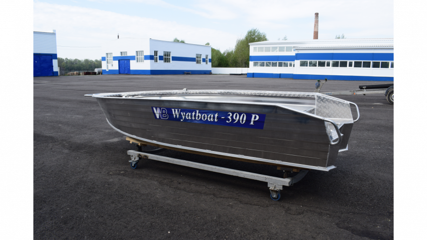 Wyatboat-390Р Увеличенный борт