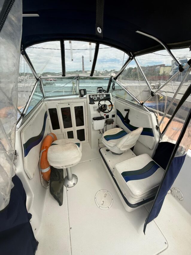 Катер Seaswirl